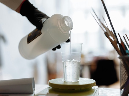 The application of 2-Imidazolidinone in plastic production